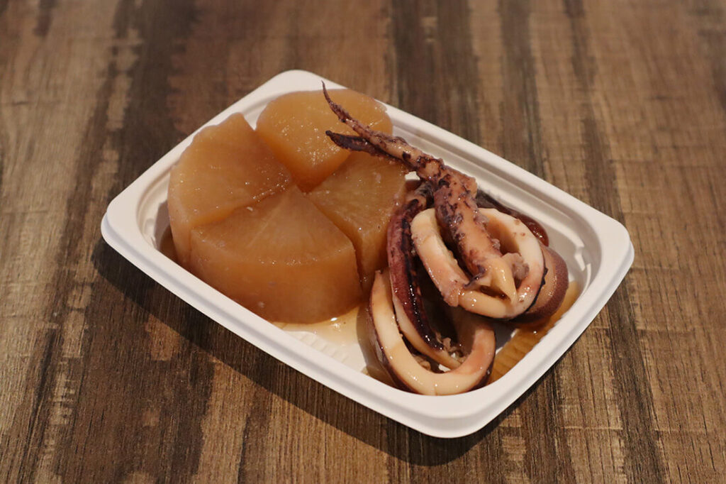 大根とイカの煮物
