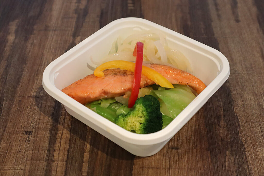 鮭のレモンバターソース